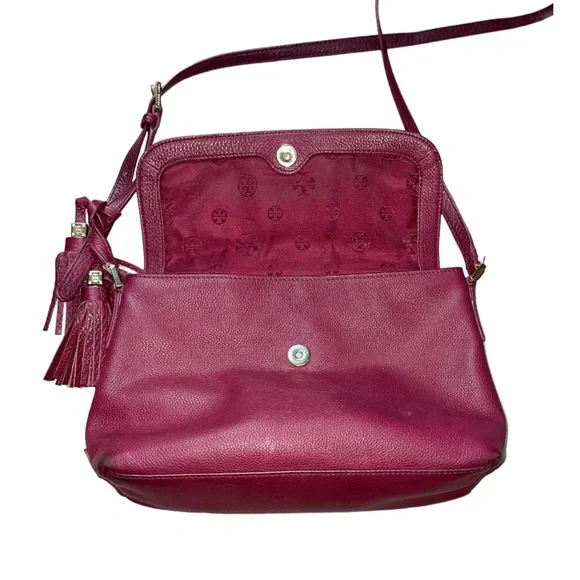 Tory Burch burgundy crossbody - Picture 9 of 15